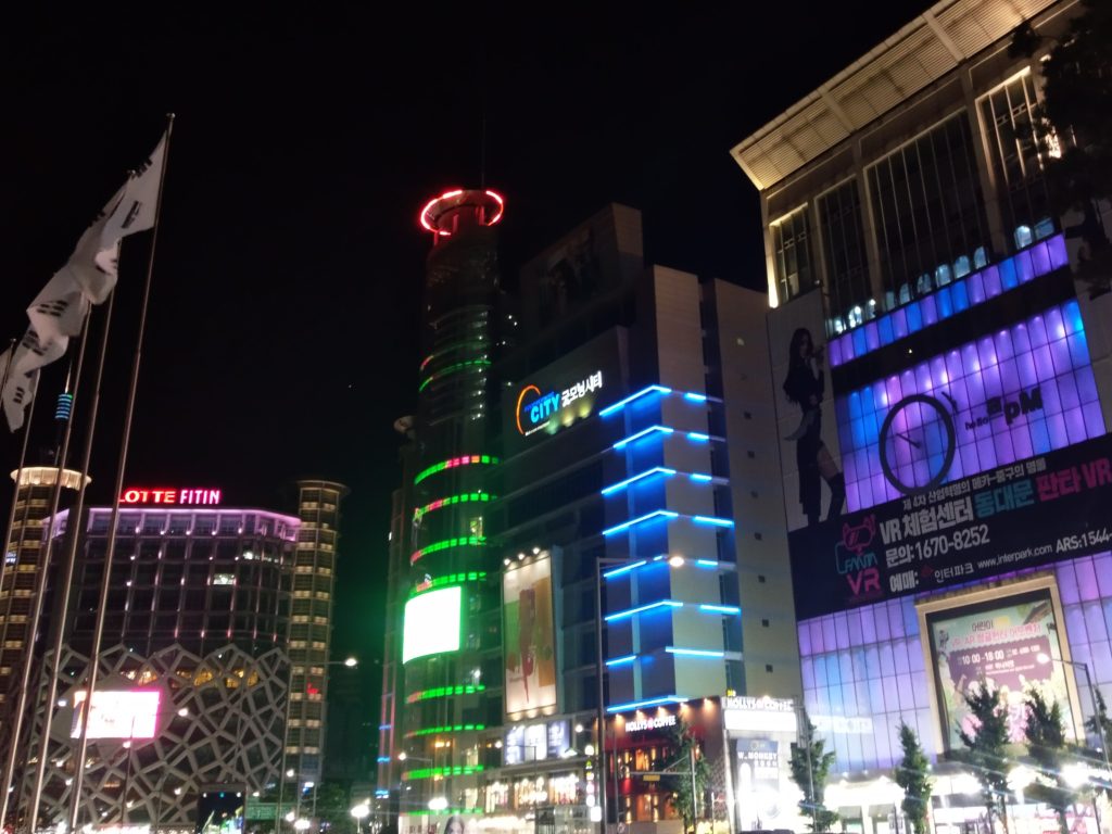 韓国,東大門,夜遊び